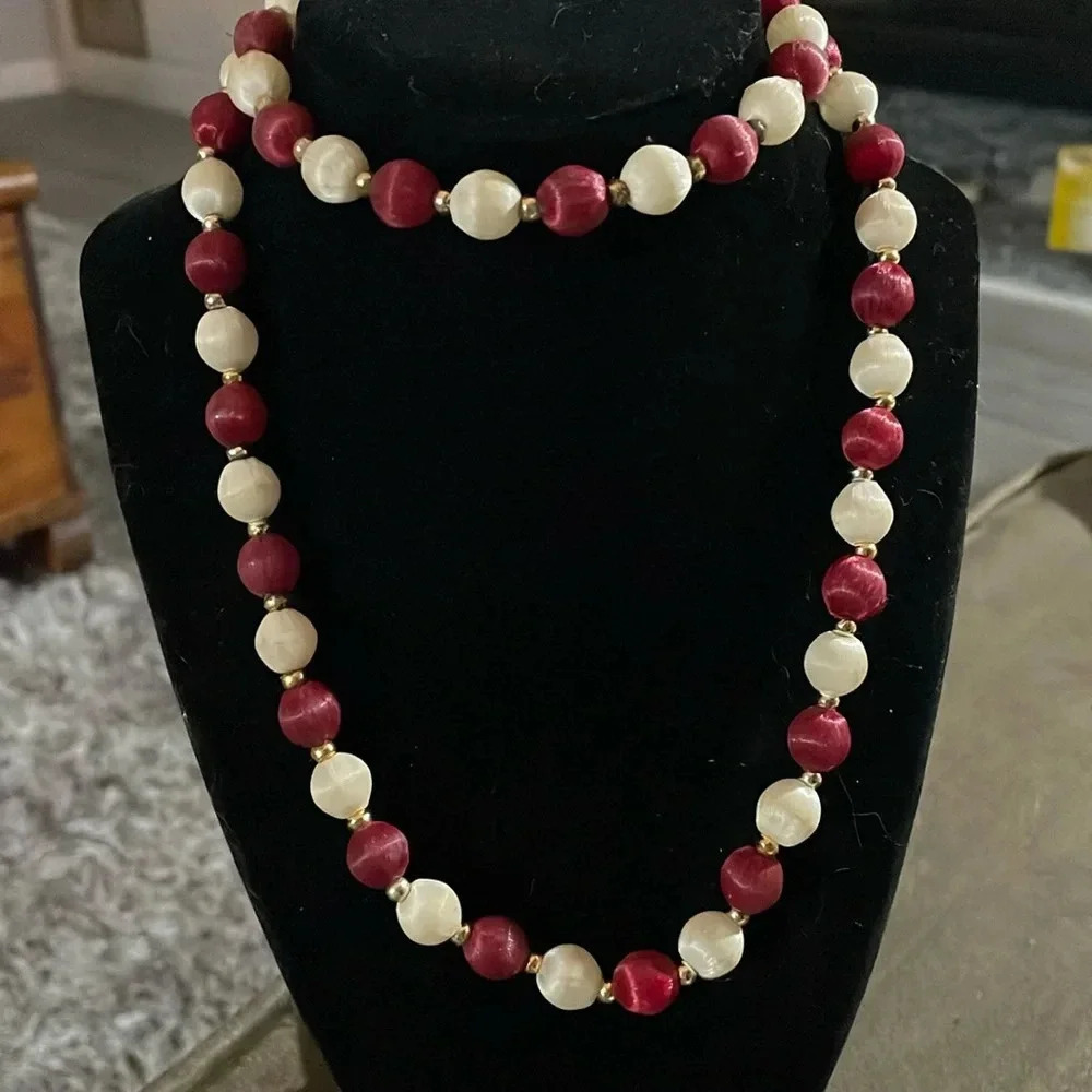 Vintage silk thread bead necklace
